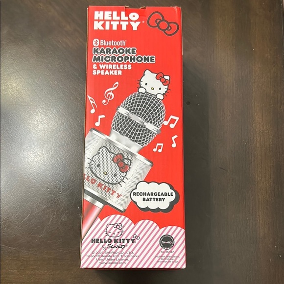 Hello Kitty Karaoke Microphone with Speaker NWOT - Picture 3 of 5